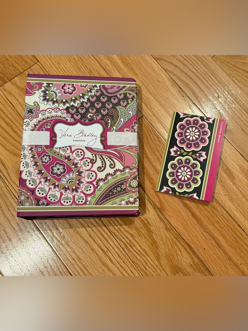 Vera Bradley Flexi-Binder agenda calendar planner Very Berry Paisley pattern